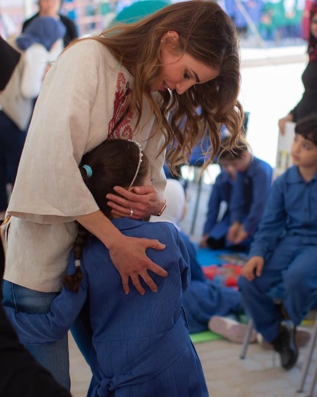 约旦皇后到底多漂亮,约旦最美的王后