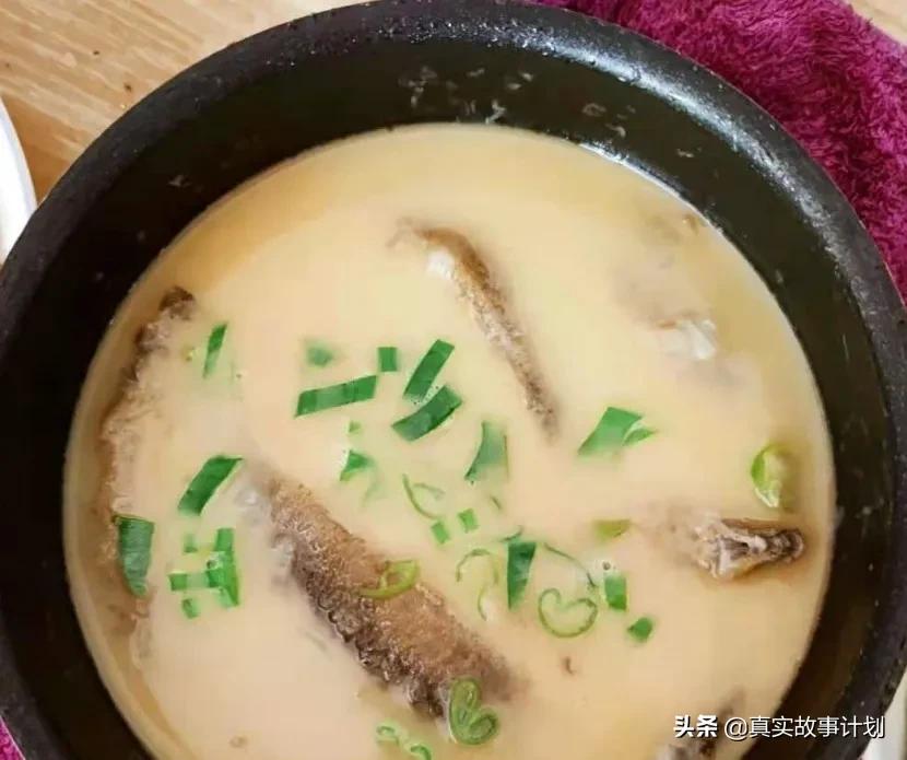 沉迷手机的大人会怎样,沉迷于手机的老年人