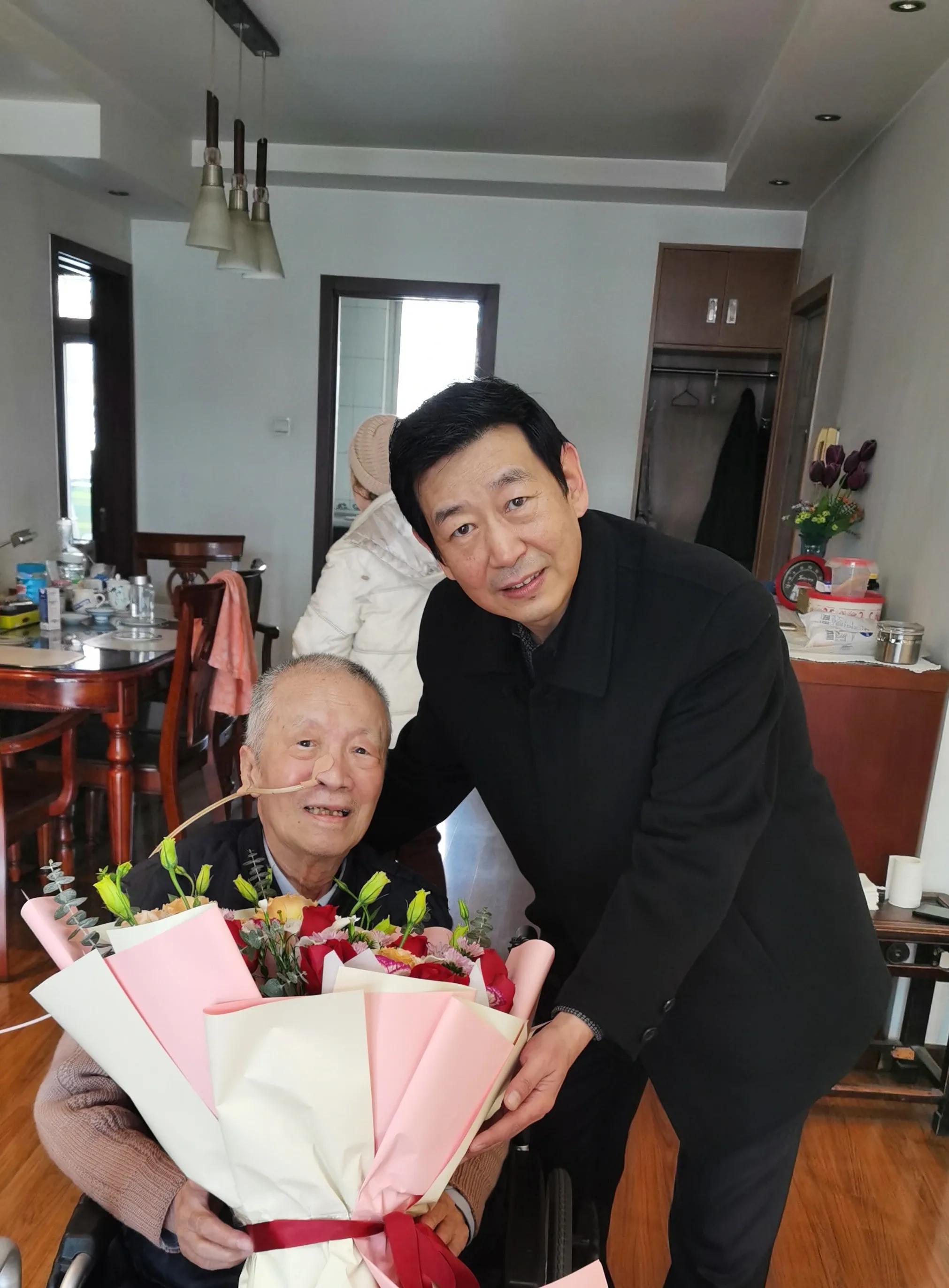 84岁老人贲门癌早期手术,全国最好的贲门癌治疗专家