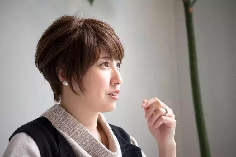 日本美女拔头发,日本美女服装秀