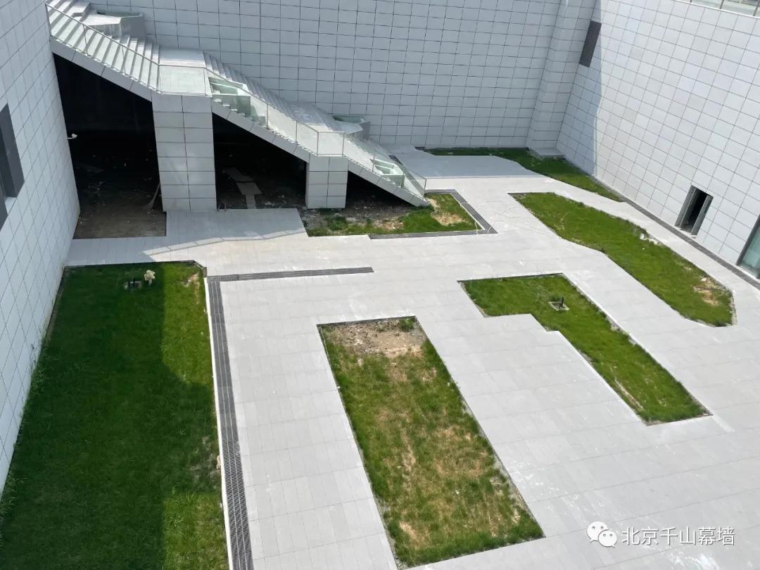 浜ゆ埧浠紡鍦嗘弧绀兼垚,绔ｅ伐浠紡鍦嗘弧缁撴潫