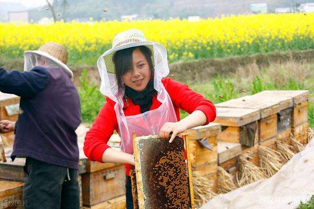 不同年龄孩子眼中的父亲,孩子眼里的爸爸超级厉害