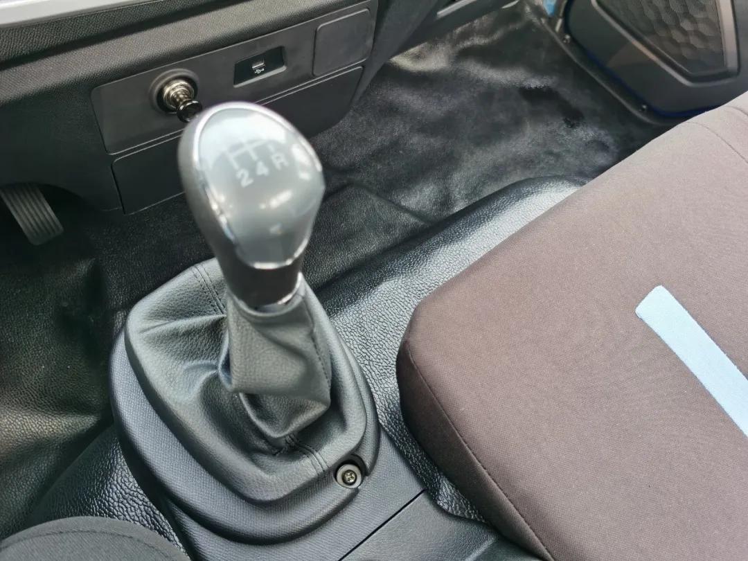 康铃4.2米轻卡试驾,江淮康铃2022款国六轻卡有哪些