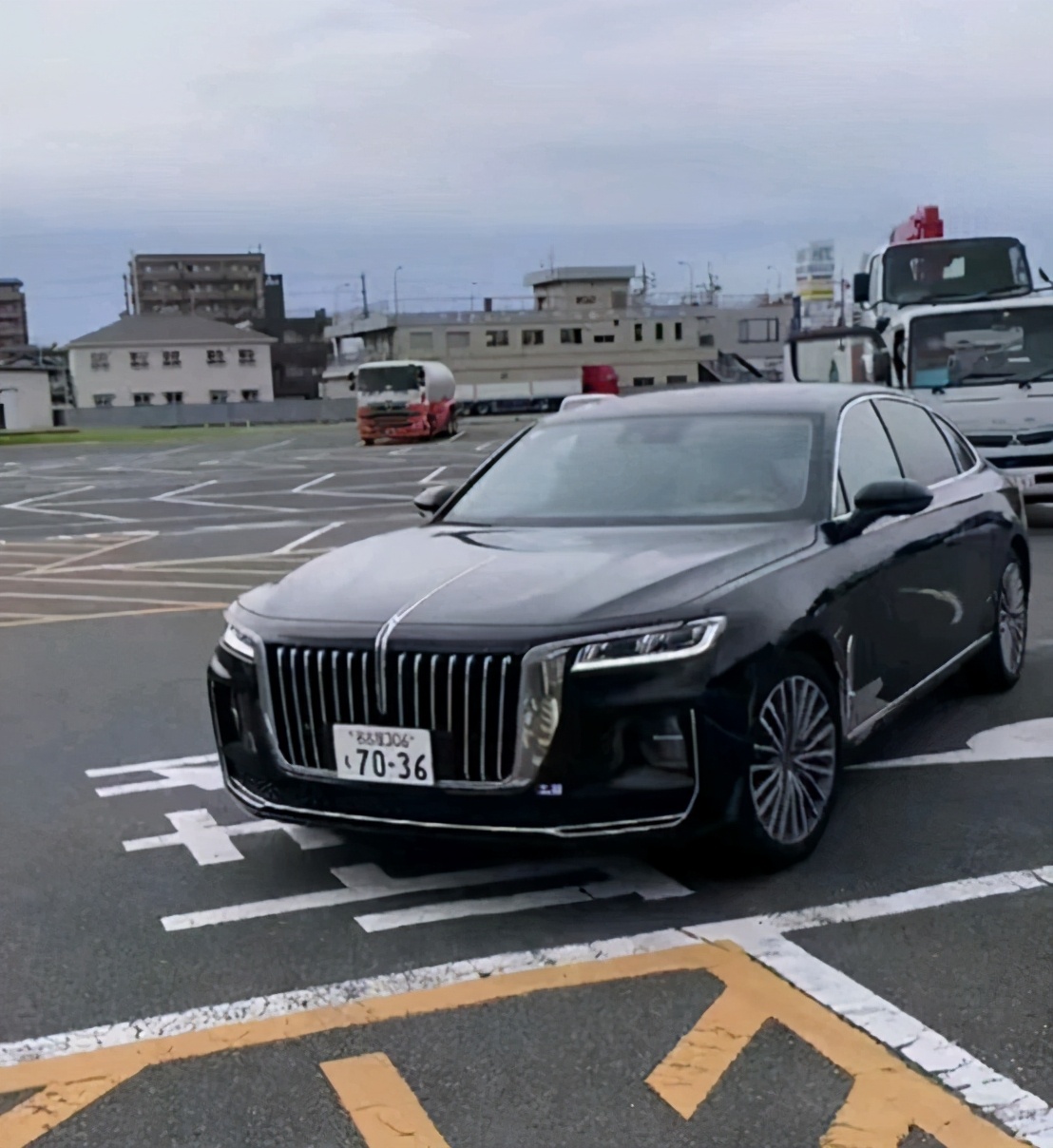 日本第一辆红旗h9上牌,红旗h9参加日本车展