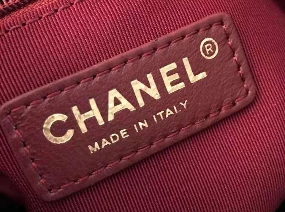 当奢侈品包包开始被“复刻”，品牌的独特性该如何区分？