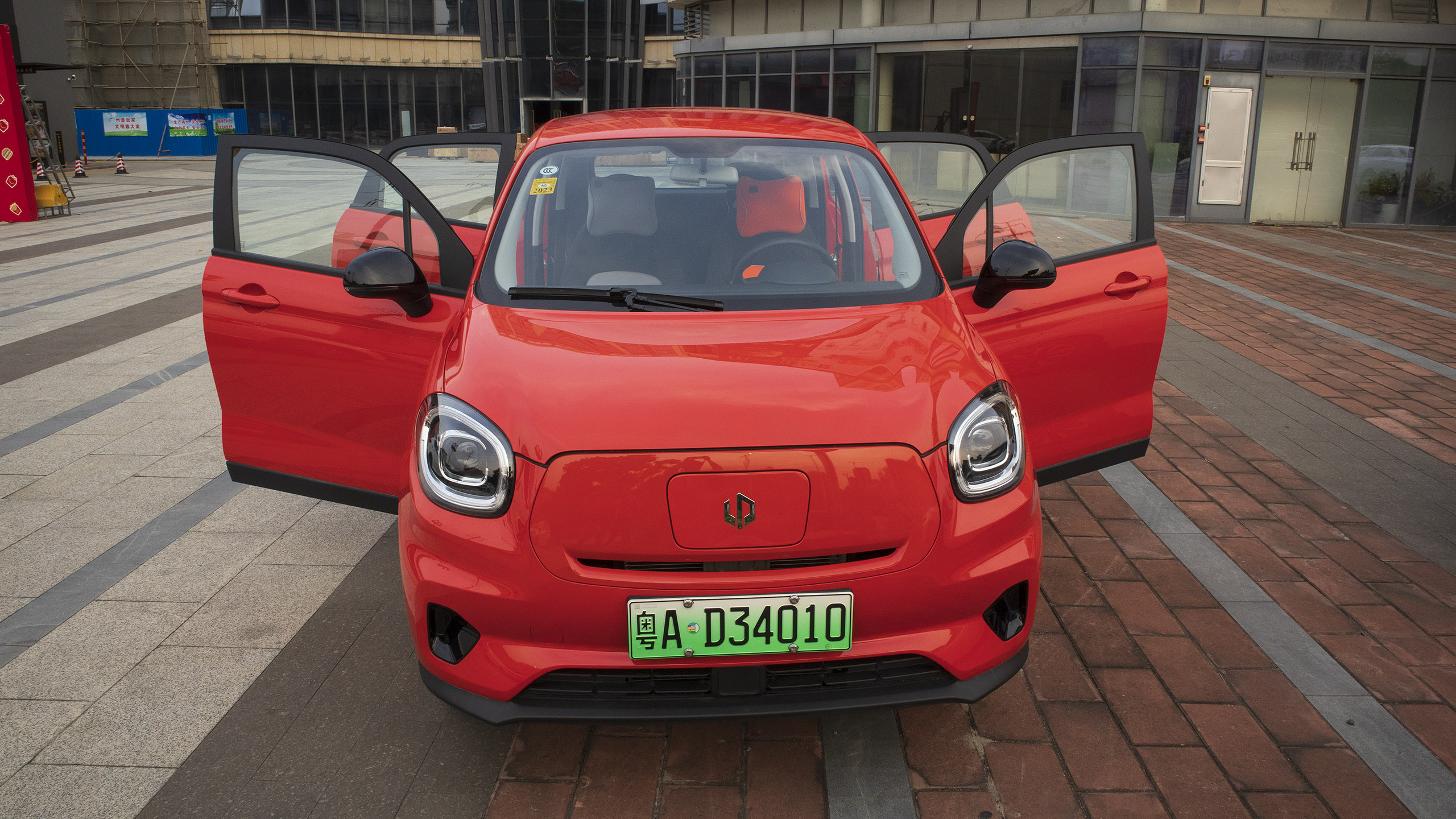 403公里续航,零跑t03310轻享版深度体验