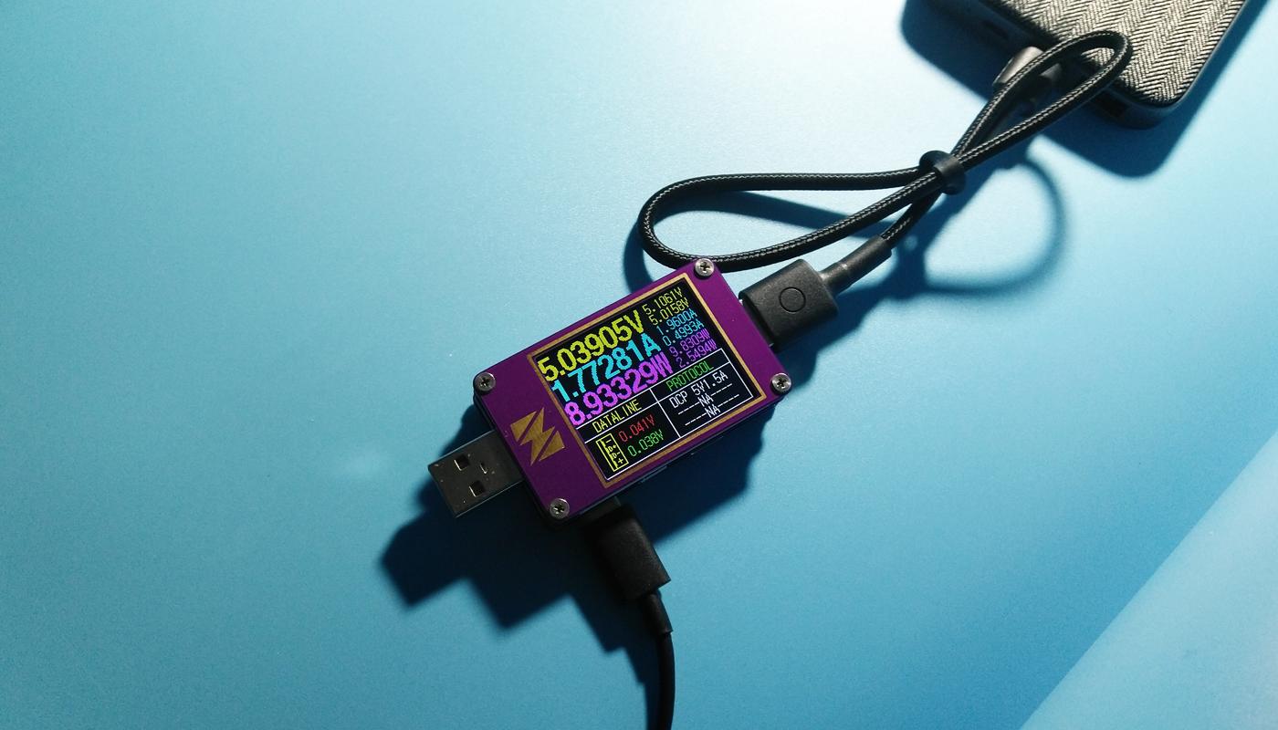 苹果充电头用小米120w快充的,苹果可以用小米120w快充