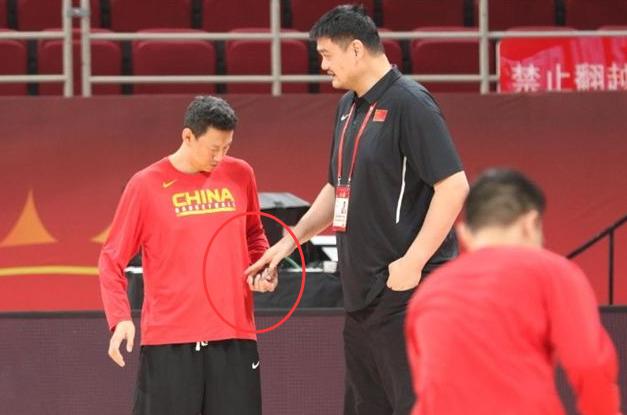 董路评价姚明视频,董路炮轰里皮完整版