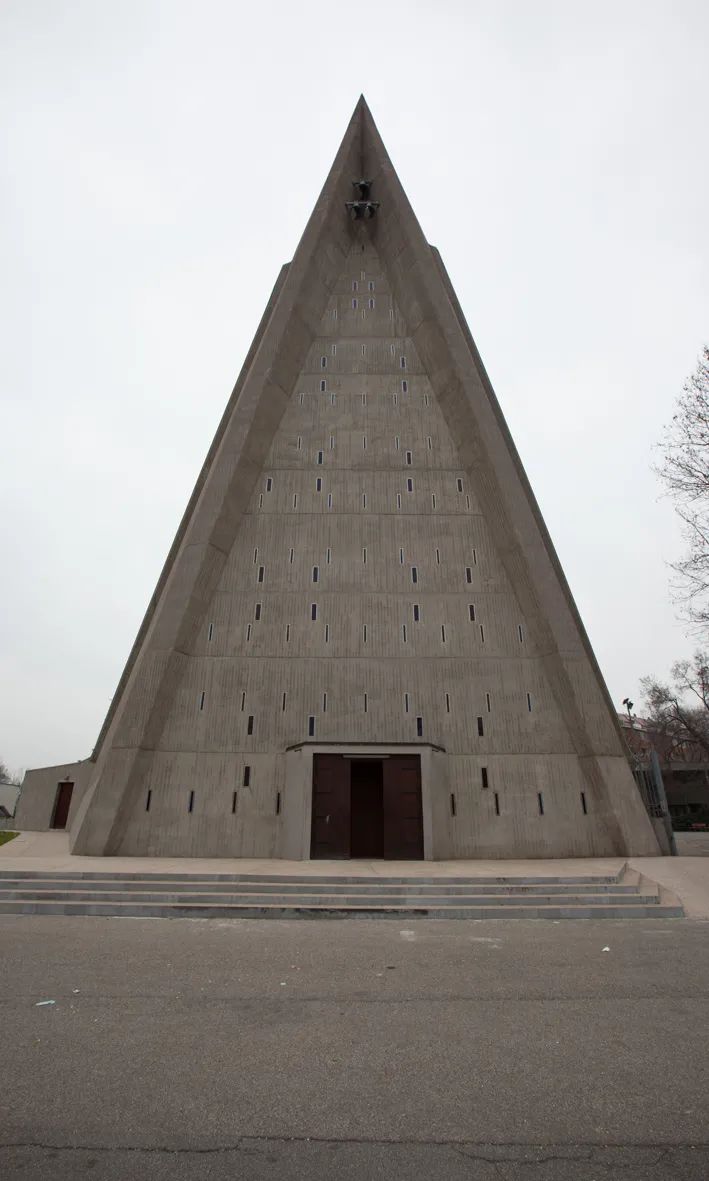 Church丨粗野的力量与信仰