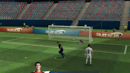 倒挂金钩射门模仿c罗庆祝动作,c罗梦回2018年的倒挂金钩