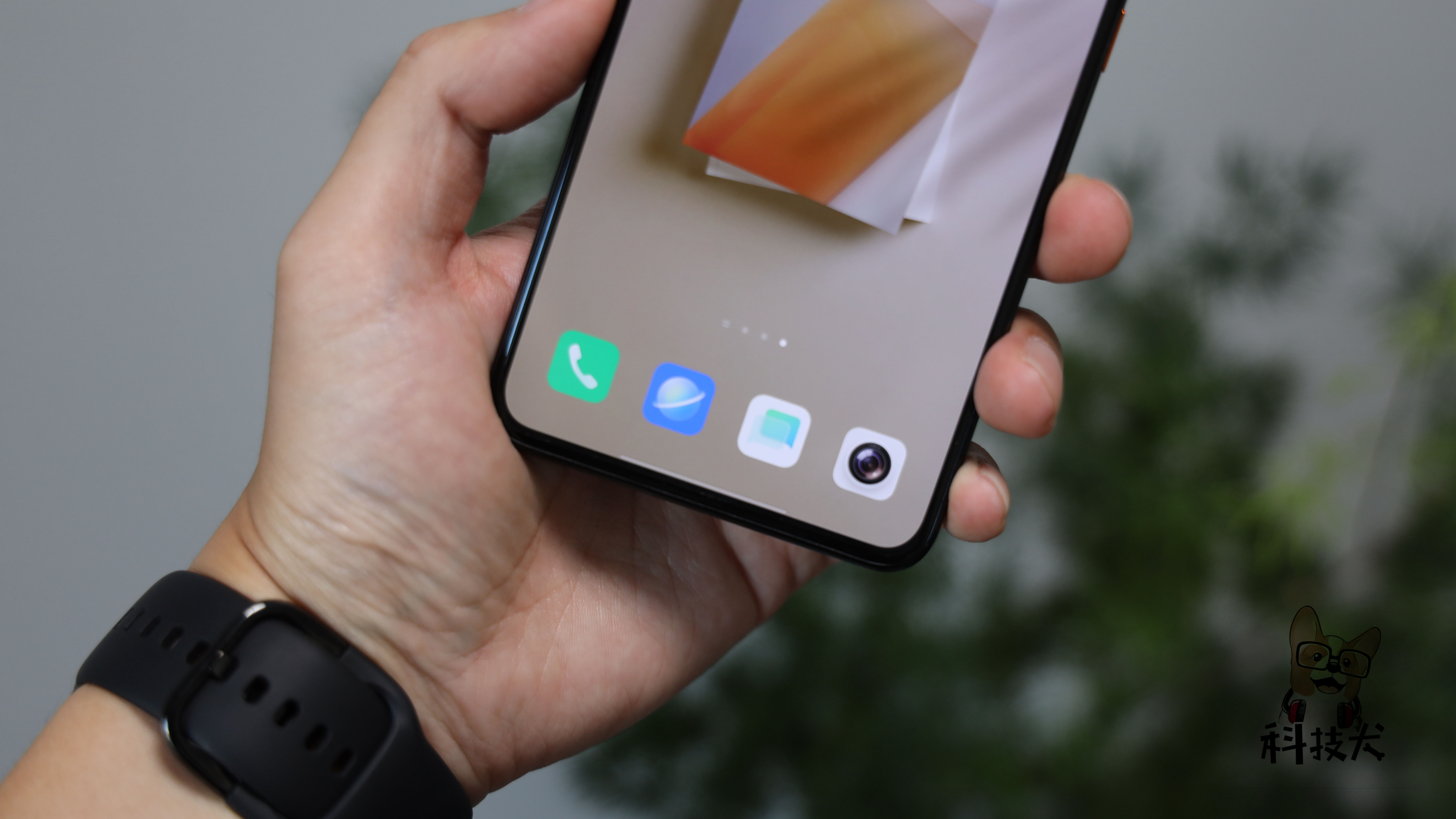 黑鲨4spro和iqoo8pro游戏对比,科技犬电视评测