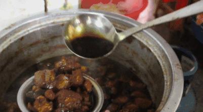 猪脚饭陪海口人长大,海口人陪猪脚饭老去