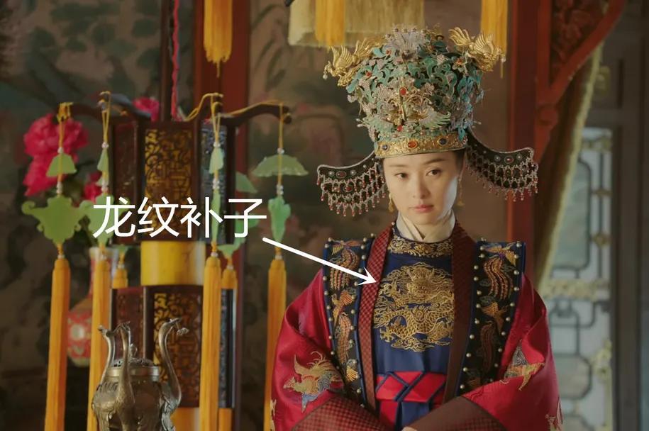 她是真有钱,也是真寂寞