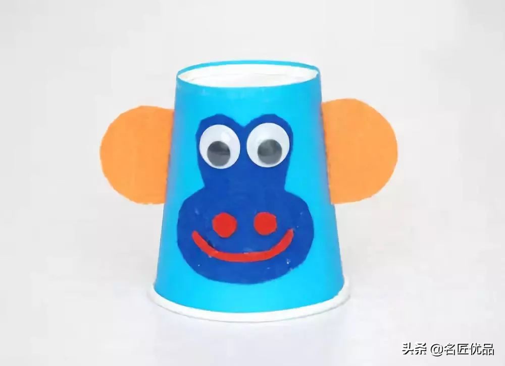 用两个纸杯手工制作纸杯娃娃,用纸杯做的纸杯手工