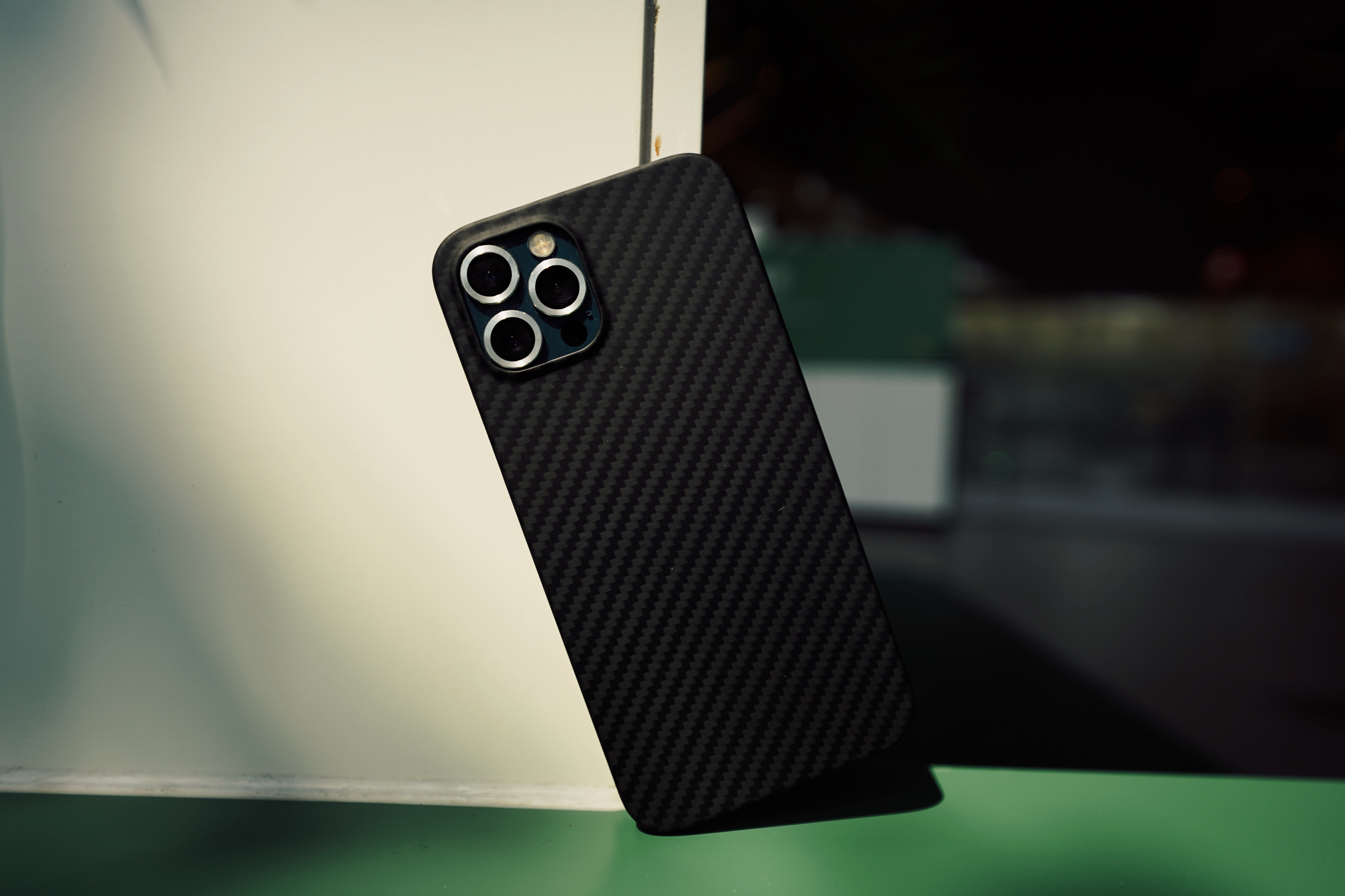 苹果12promax凯夫拉壳抗摔,iphone12凯夫拉