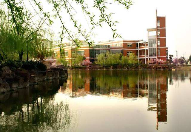 走进名校与学霸面对面,江苏学霸天团天一中学