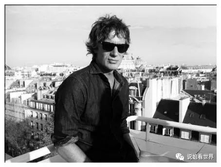 模特控诉维密潜规则,百名模特控诉维密照片