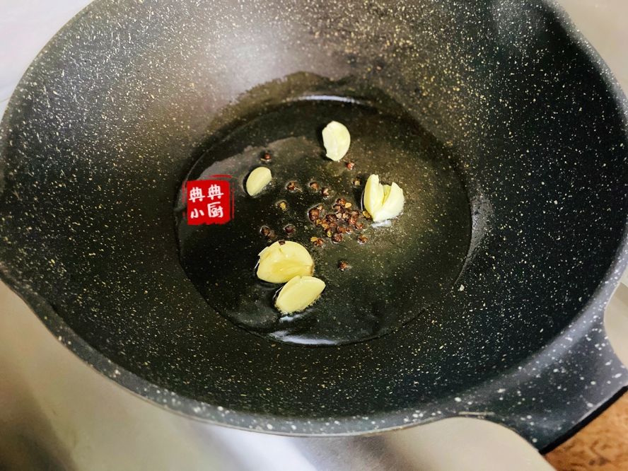 土豆炖牛肉滋养脾胃味道鲜美,土豆炖牛肉怎样做老年人能吃