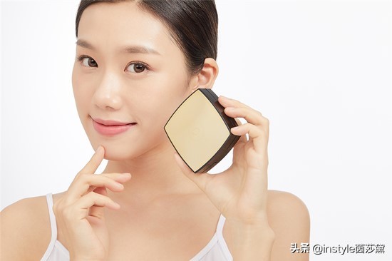 如何正确使用气垫cc霜的视频,气垫cc和bb霜的区别