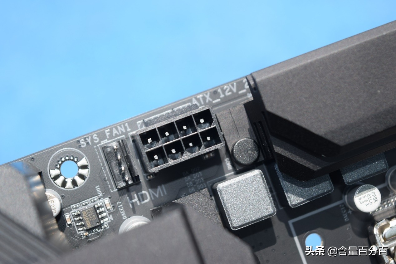 技嘉b460maoruspro优缺点,英特尔i512400f搭配技嘉3060