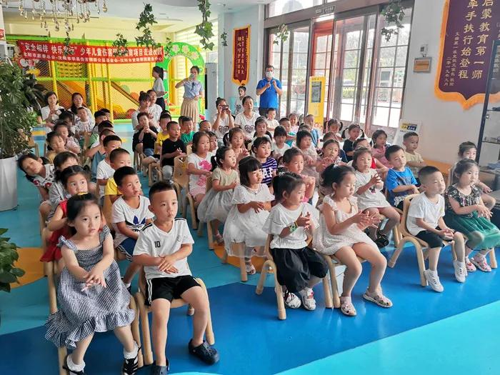 守护安全成长幼儿园教育活动,幼儿园安全课这些地方要当心