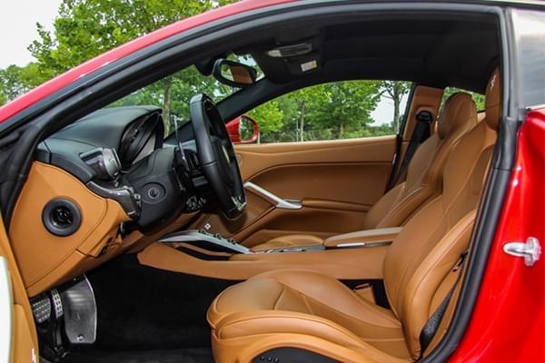 广州租法拉利f12,福州法拉利f12出租