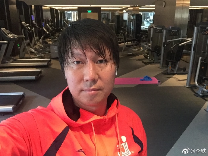 李铁过生日许愿的视频,李铁生日快乐