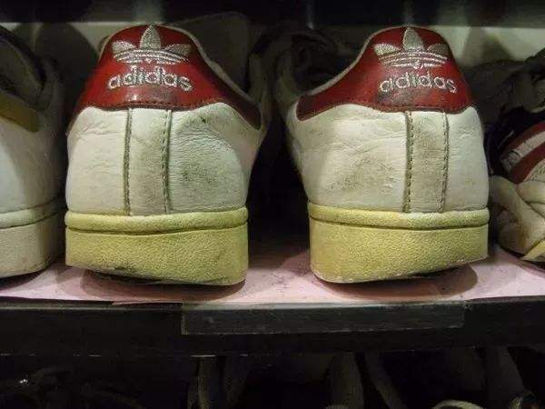 板鞋侧边跟磨损怎么修复,板鞋鞋底偏磨修复贴