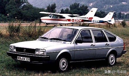 桑塔纳经典是哪一款,经典桑塔纳2022款复古