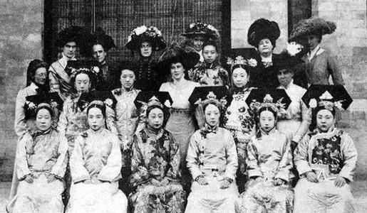 康熙后宫全部排名,康熙的后宫真实历史