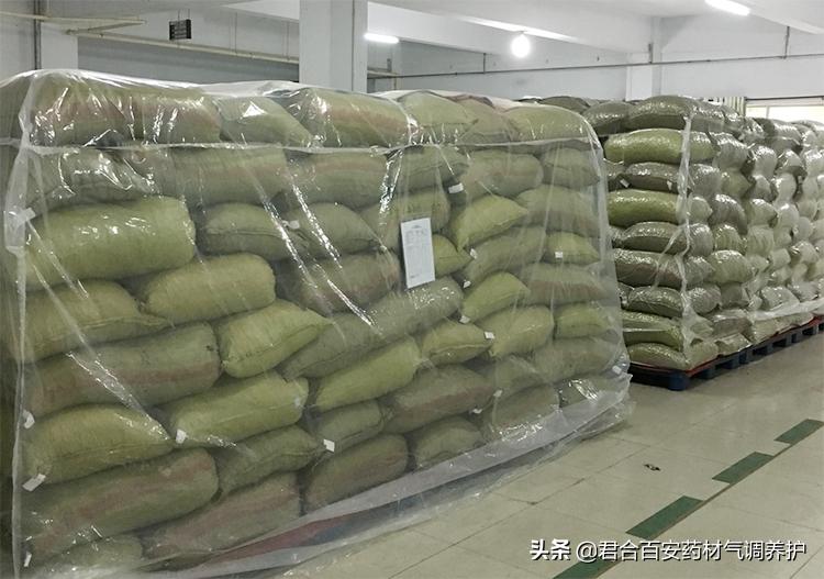 夏天中药材怎么保存才不会受潮,仓库中药材储存怎样防虫防霉