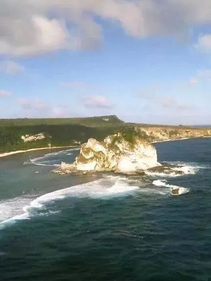 鲁滨逊漂流记荒岛生存指南,鲁滨逊漂流记惊险刺激及求生方法