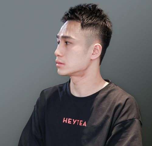 19岁创业卖奶茶估值上百亿凭啥,29岁靠卖奶茶40亿身价