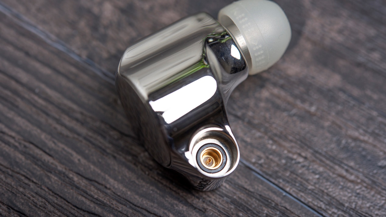 索尼ierz1r和森海塞尔ie600,索尼大耳z1r评测