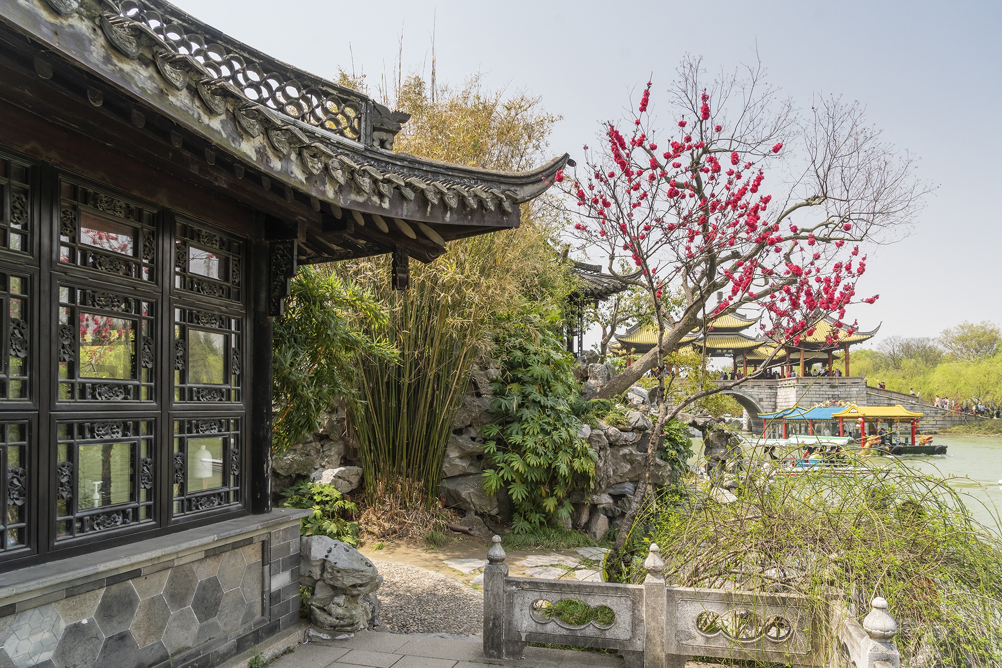 春风十里扬州路烟花三月瘦西湖,扬州三月瘦西湖