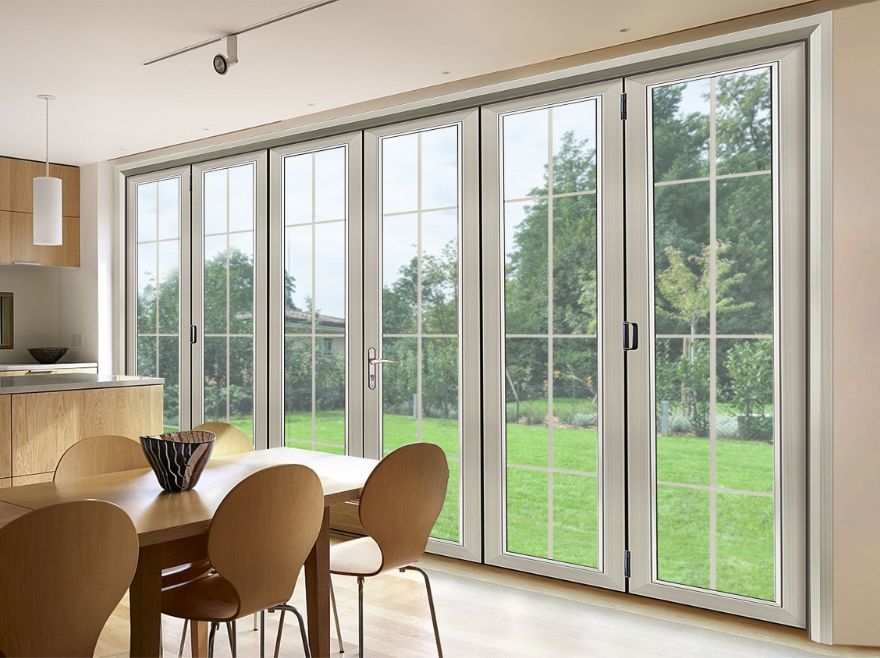 新豪轩门窗十大品牌排行,新豪轩门窗对比皇派门窗哪个好