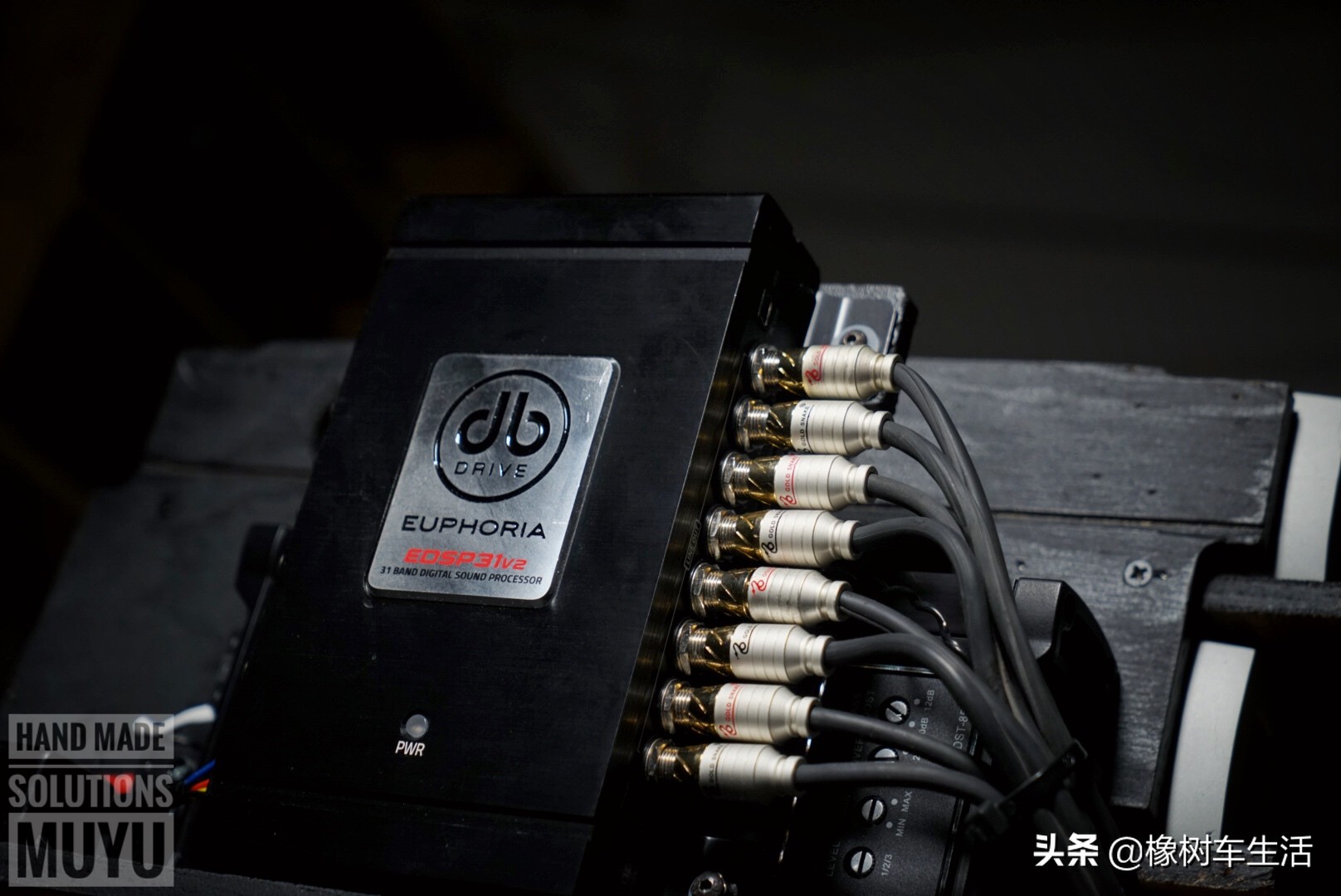 奔驰威霆音响改装柏林之声,奔驰威霆音响升级