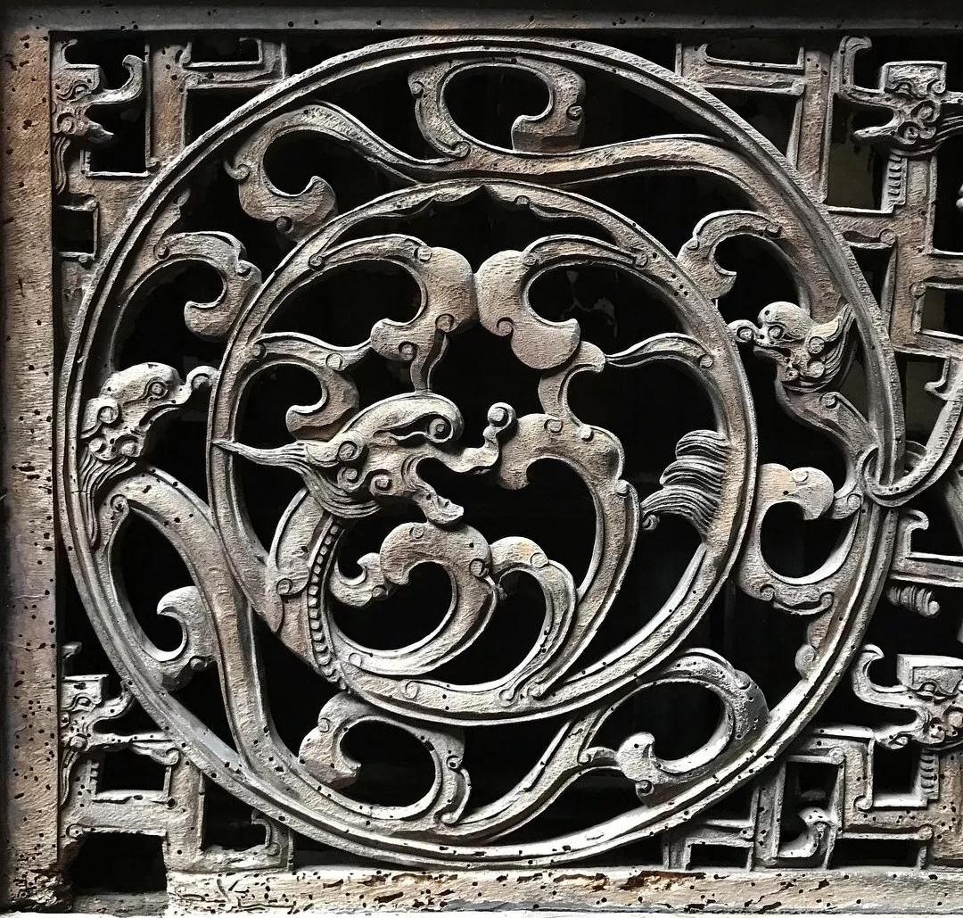 安徽大山废弃的古宅,安徽一座百年废弃的古宅