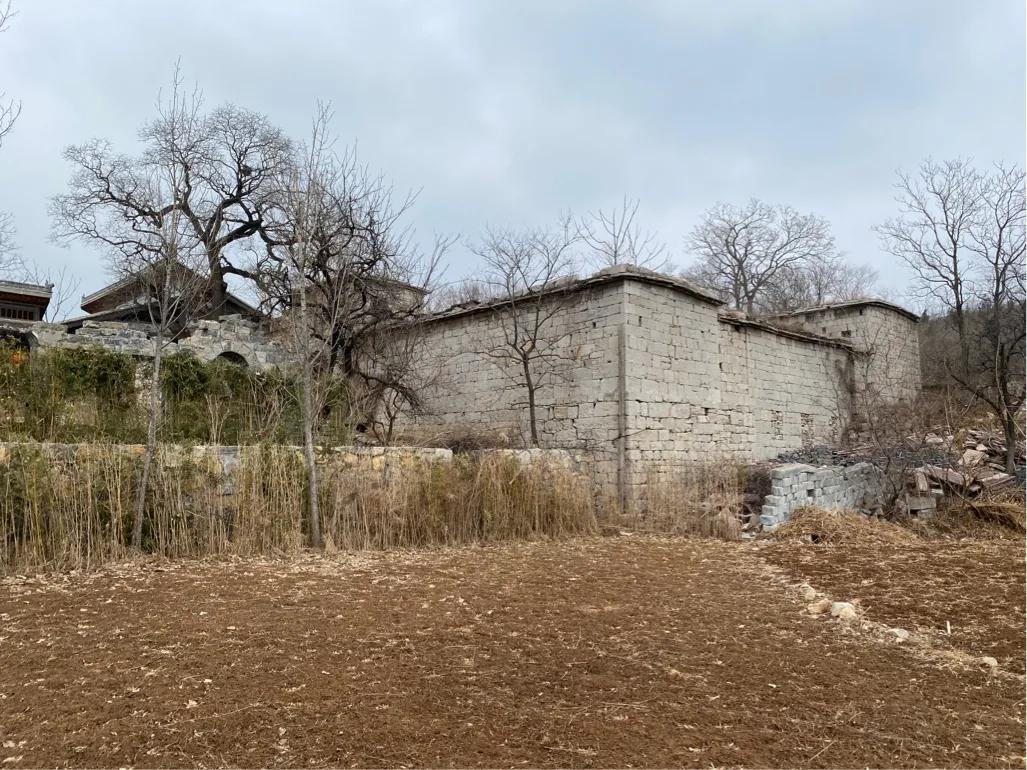 【初三】14、墙外看太行山中＂云上的院子＂依然很美