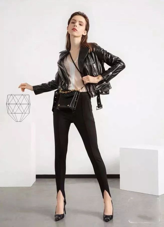 小ck最新款包多少钱,小ck性价比最高的包包