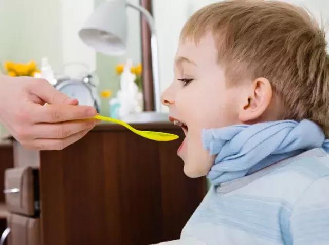 治咳嗽润肺止咳的民间偏方,推荐两款中医止咳食疗方