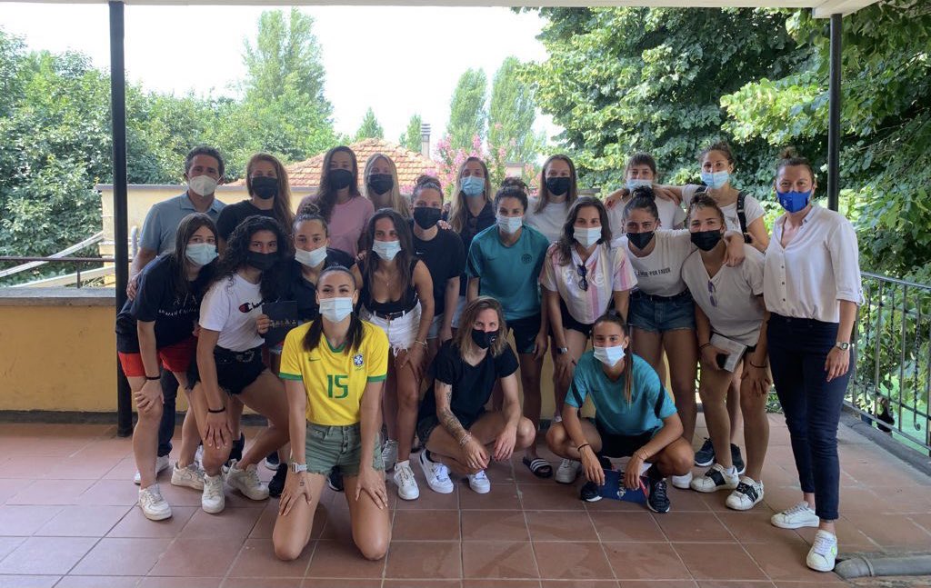 国米官方回应引进中国女足王霜问题时机尚不成熟未来再行评估