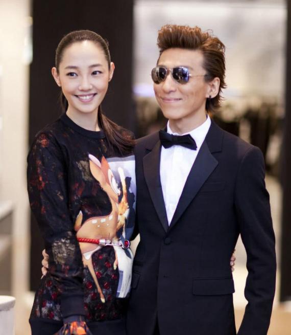 白百何被骂4年她到底冤不冤,一指禅的丑闻