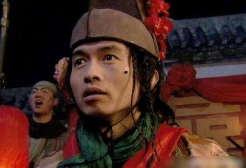 小霸王周通的通达人生