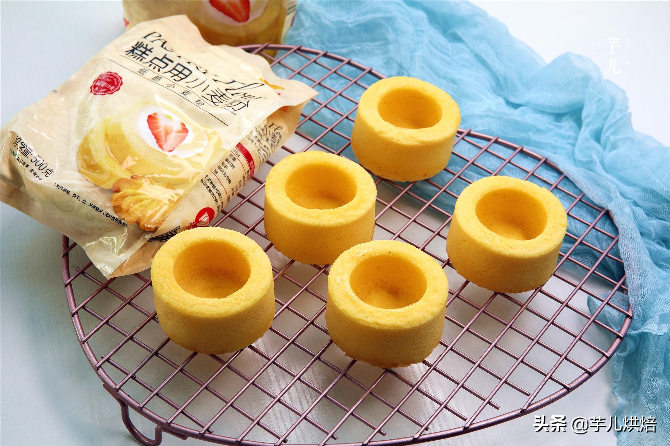 如何做杯子蛋糕好吃,5分钟就可以做好的杯子蛋糕