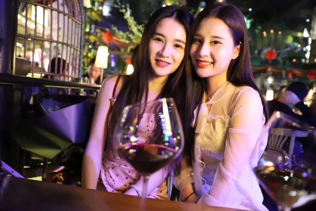 新时代新消费,多彩“夜经济”引领郫都加速打造成都西部生活中心!