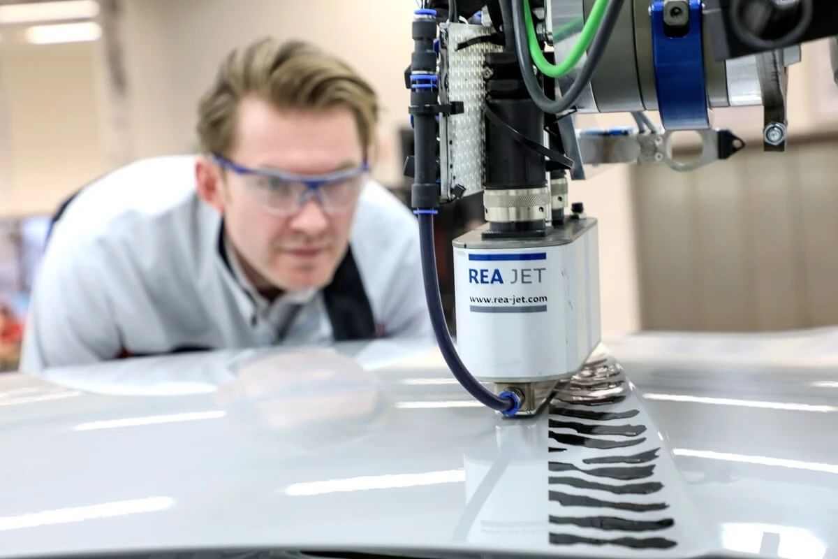 2023款保时捷911价值1000万,保时捷718彩绘官方推荐