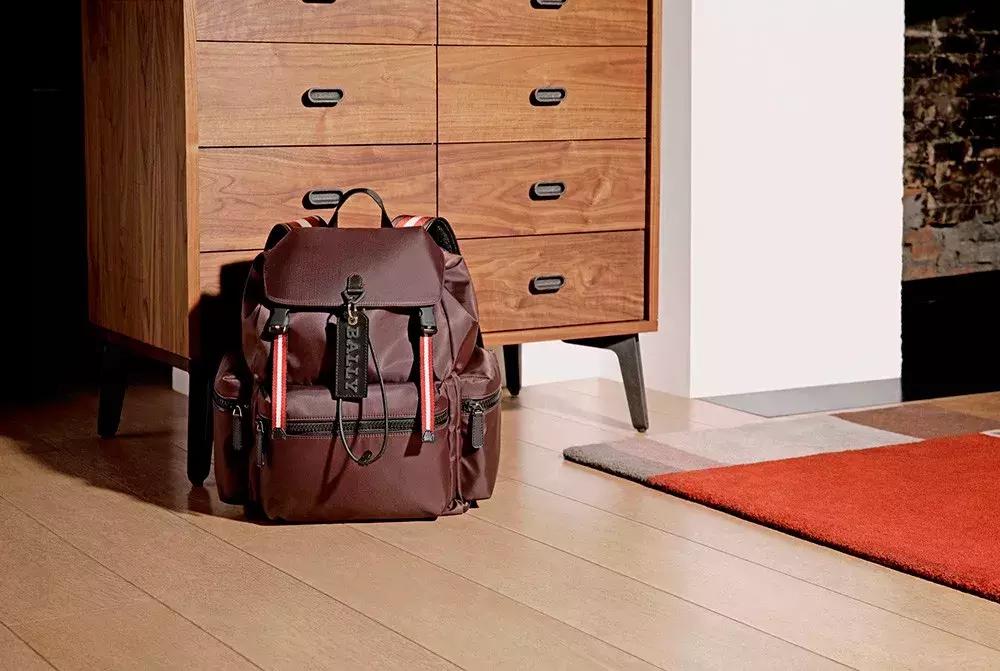 盘点十大鞋子品牌,国产鞋排行榜前十名2023