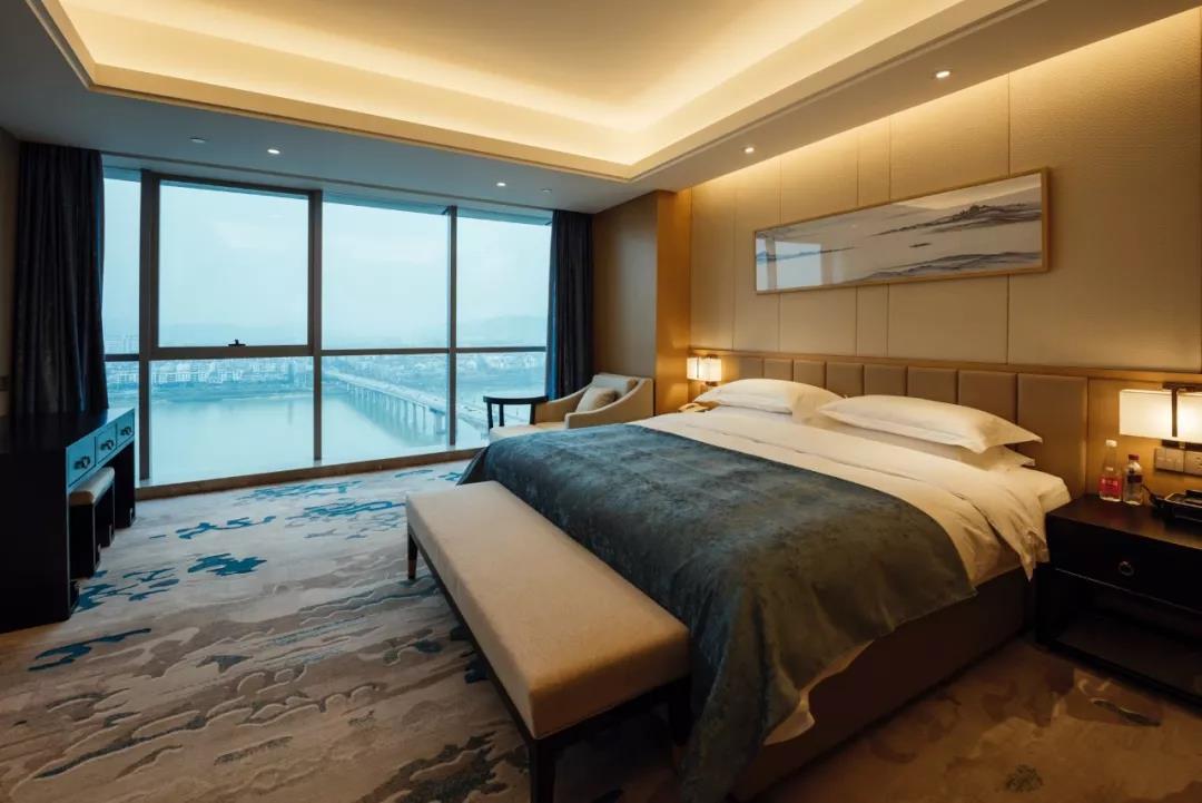 阆中火车站离明宇尚雅酒店有多远,阆中古城明宇尚雅酒店观景