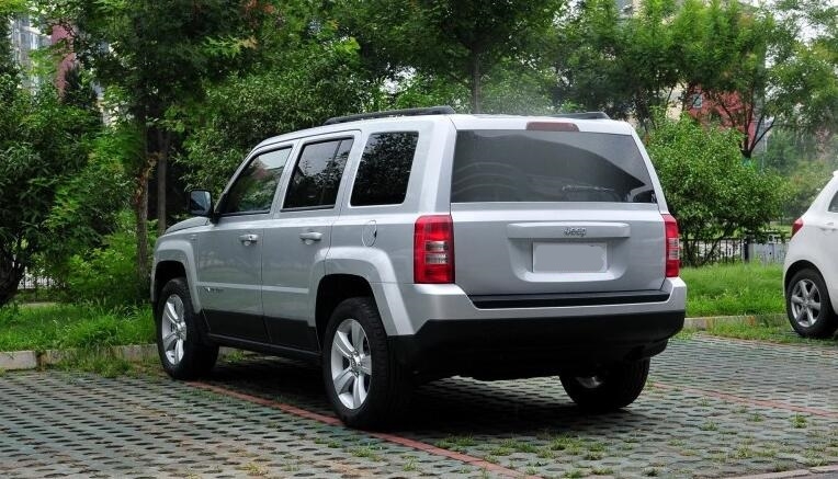 亲戚的自由客8万多卖给我,这个价格合适吗?